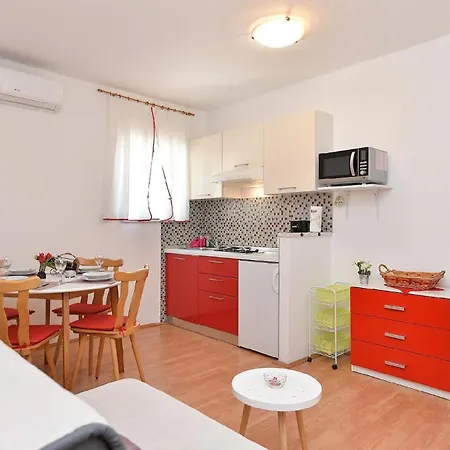 Fuer 4 Personen Ca 35 Qm In Porec, Istrien Istrische Riviera * Porec